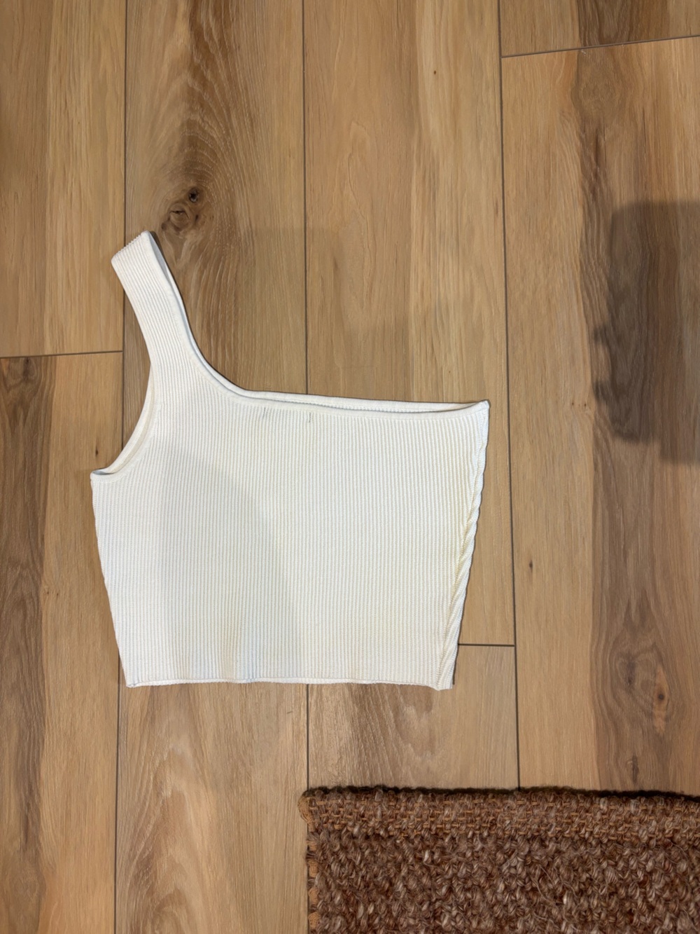 Quince One-Shoulder Ribbed Cream Crop Top
